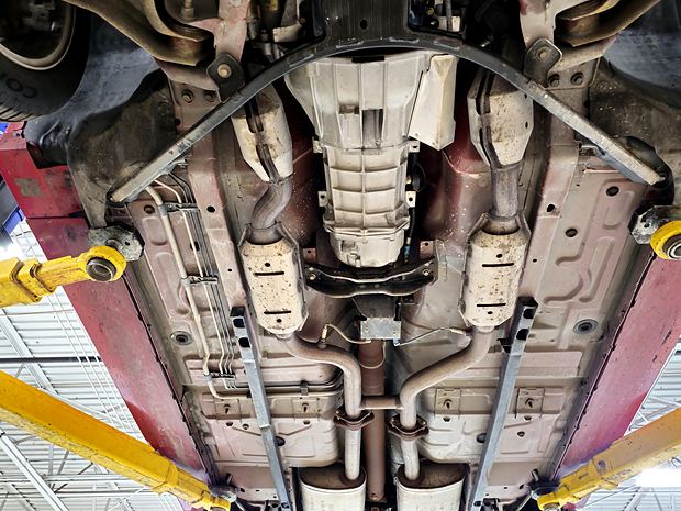 Floor and underbody, looking rearward
