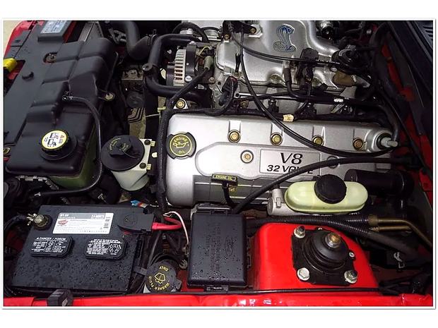 Engine bay, driver's side