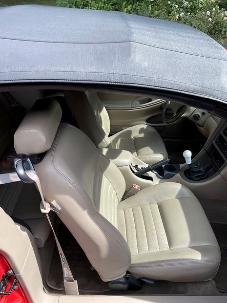 Seating, door open