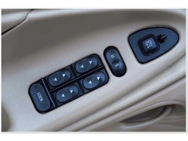 Door switch panel